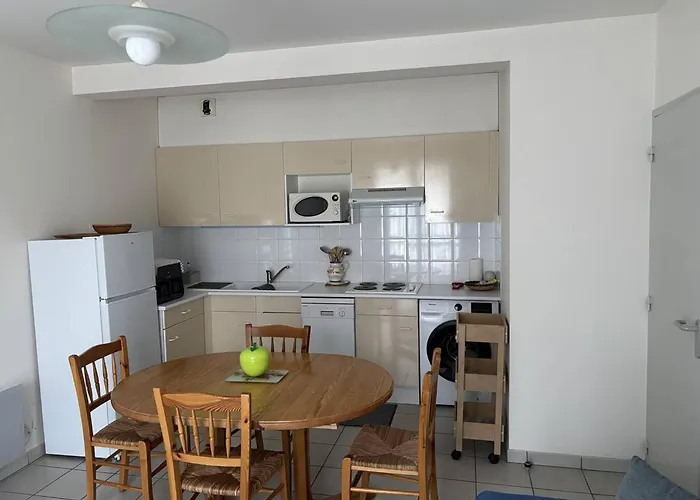 4 Personnes - Parking Inclus - Fr-1-738-54 Royan