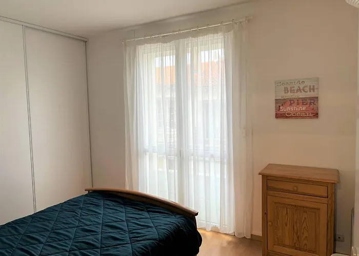 4 Personnes - Parking Inclus - Fr-1-738-54 Apartment Royan